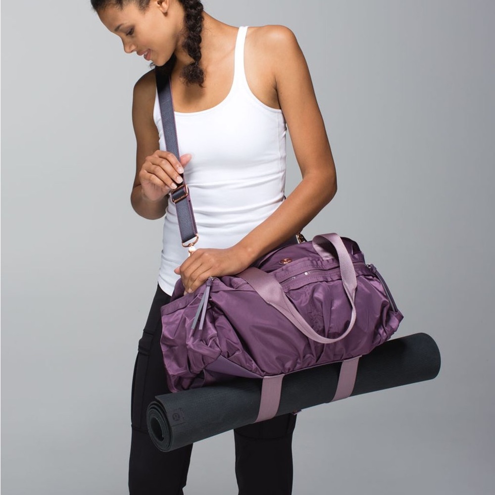 LuluLemon Gym to Win Duffle
